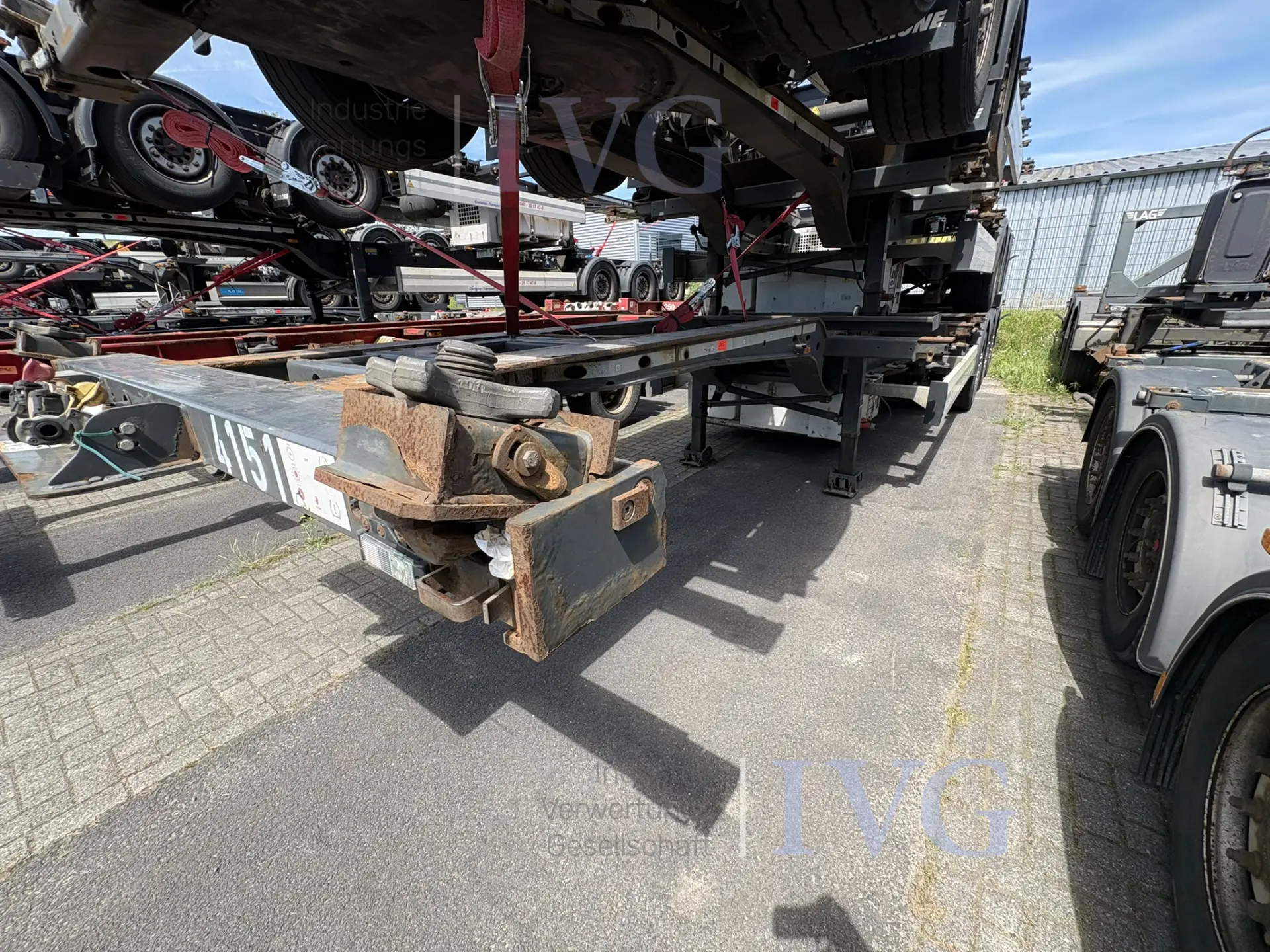 DA ATL/Containeraufbau KRONE SD